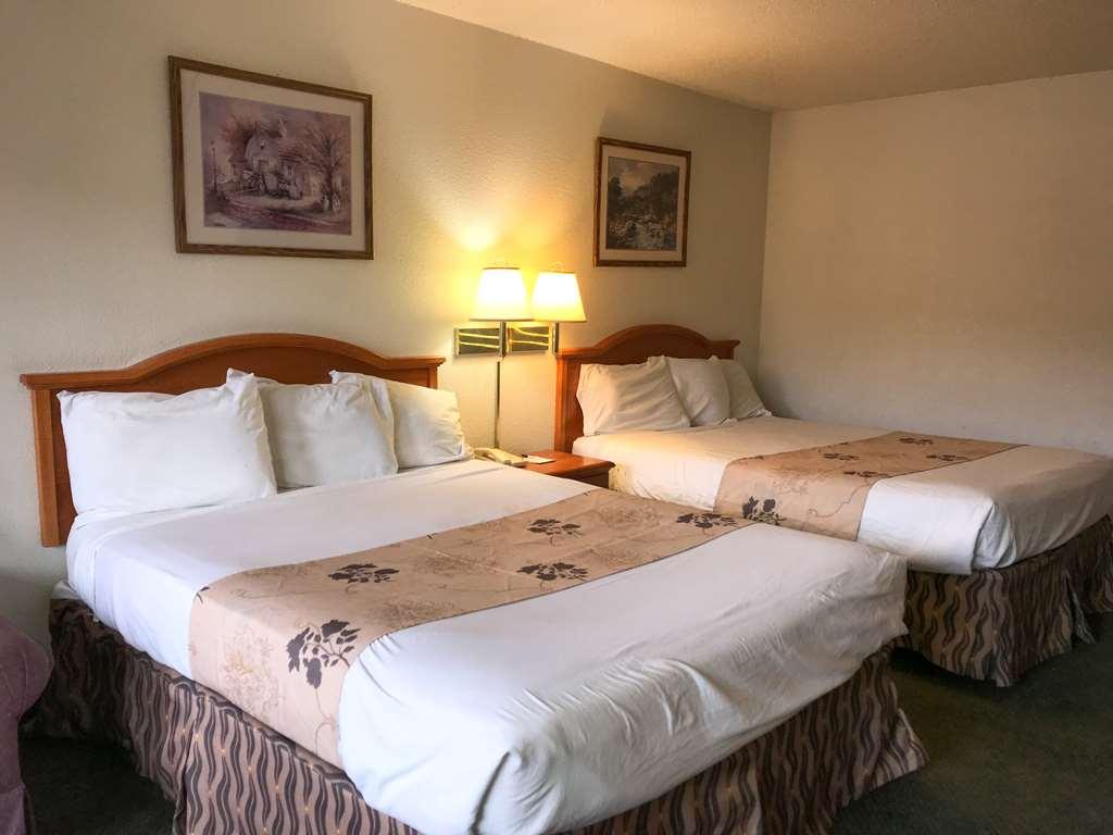 Americas Best Value Inn - Пендълтън Стая снимка