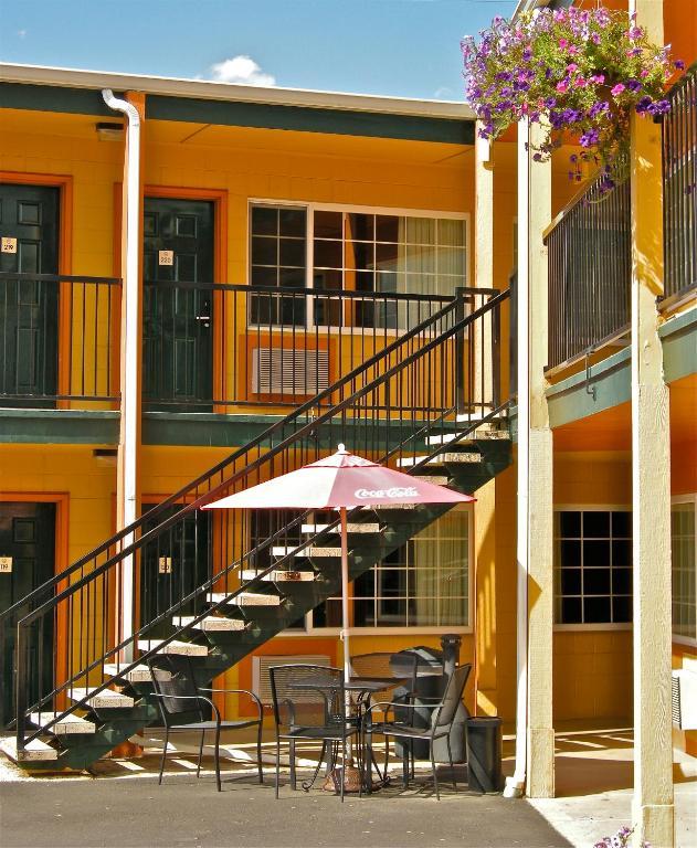 Americas Best Value Inn - Пендълтън Екстериор снимка