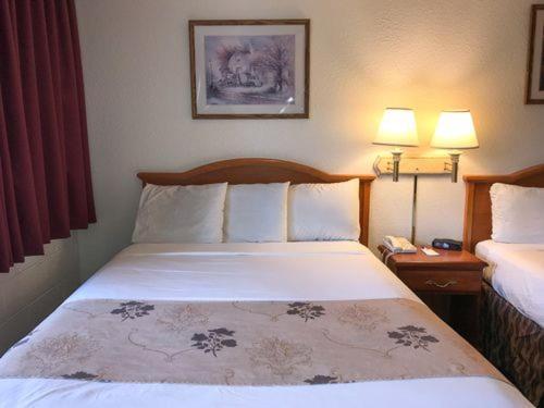 Americas Best Value Inn - Пендълтън Екстериор снимка