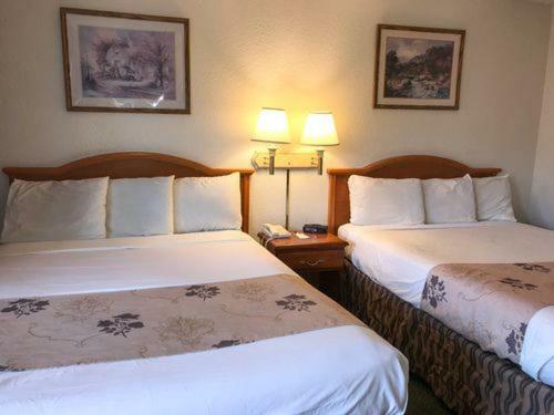 Americas Best Value Inn - Пендълтън Екстериор снимка